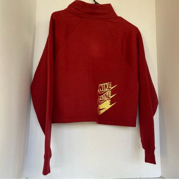 Nike “MWT” Crop Hoodie Half Zip  Long Sleeve, Color Red, Size Medium - Picture 2 of 5